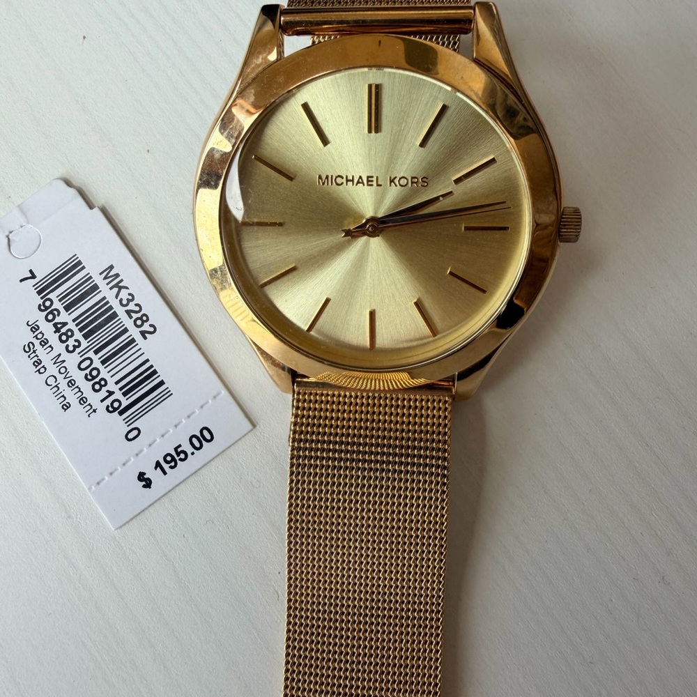 Michael Kors Men's Gold-Tone Mesh Strap Watch - Picture 7 of 7